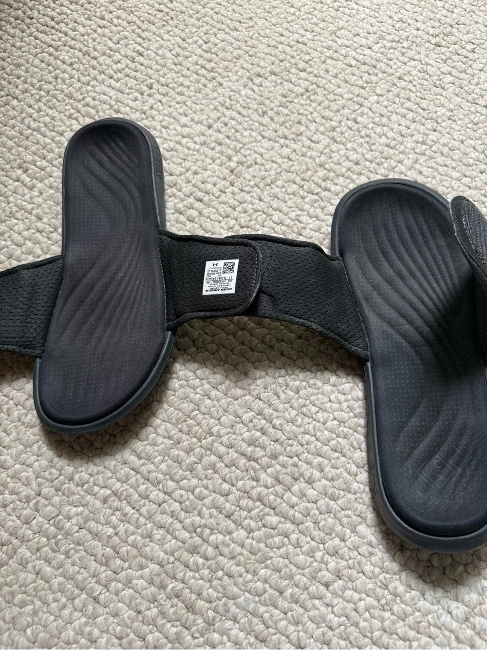 Under Armour Kids' Black Slide Sandals with Cushioned Footbed Size 6Y